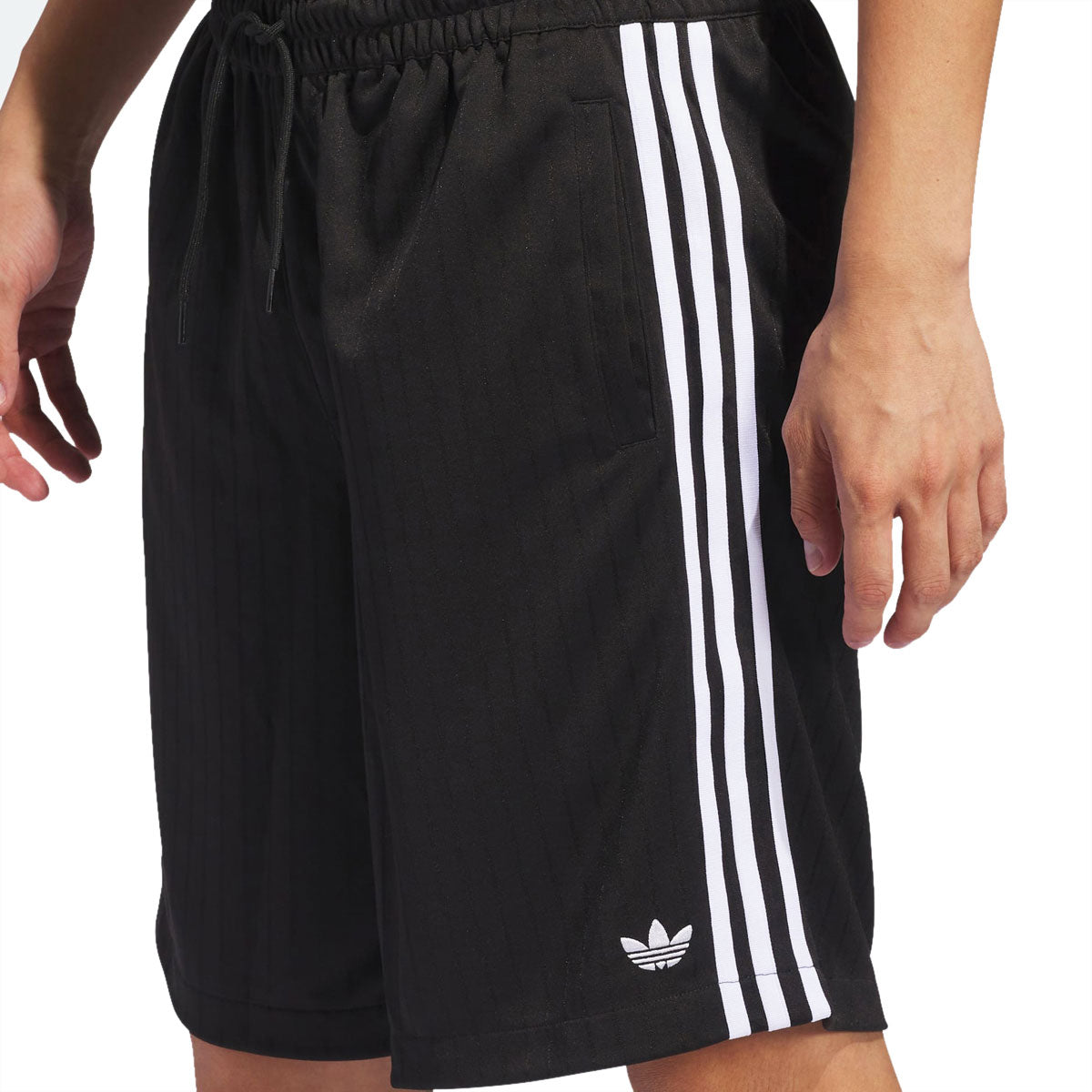 Adidas Classic Shorts - Black/White image 4