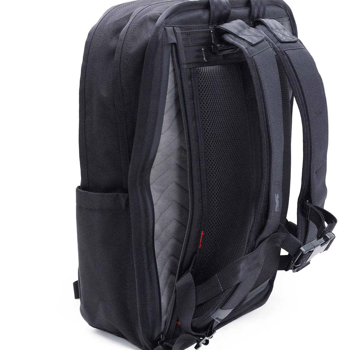 Chrome Hawes 26l Backpack - Black image 4