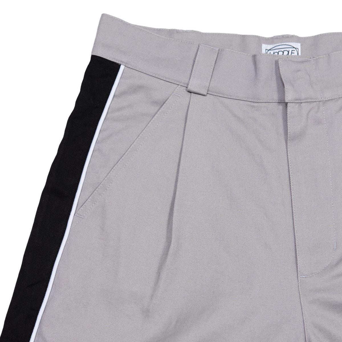 Hoddle Bermuda Shorts - Grey image 3